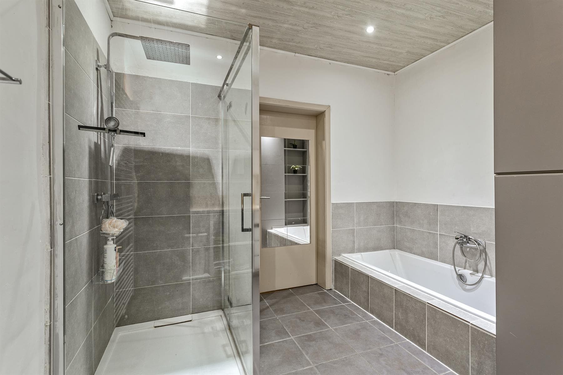 Verassend ruime woning op centrale ligging — foto 12