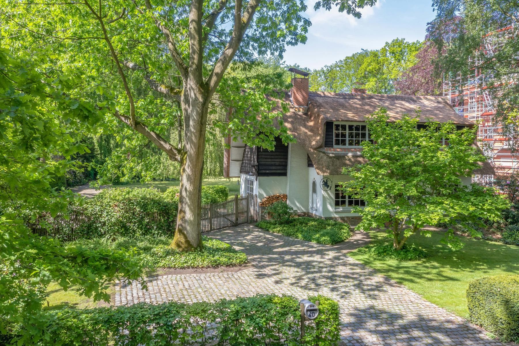 Karaktervolle rieten kap woning met aanbouw op 4.334 m² (ZW) — foto 48