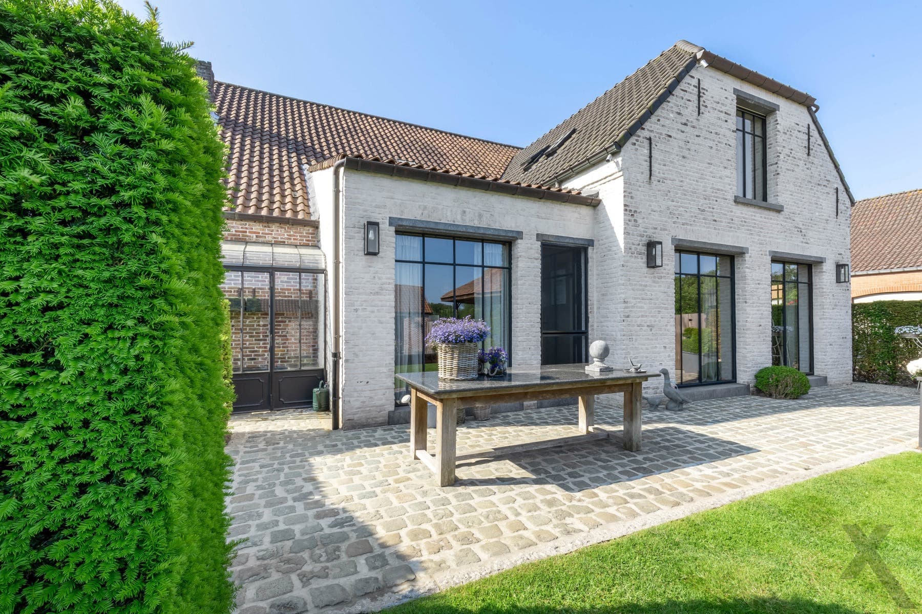 Unieke woning met polyvalent bijgebouw op centrale locatie — foto 2