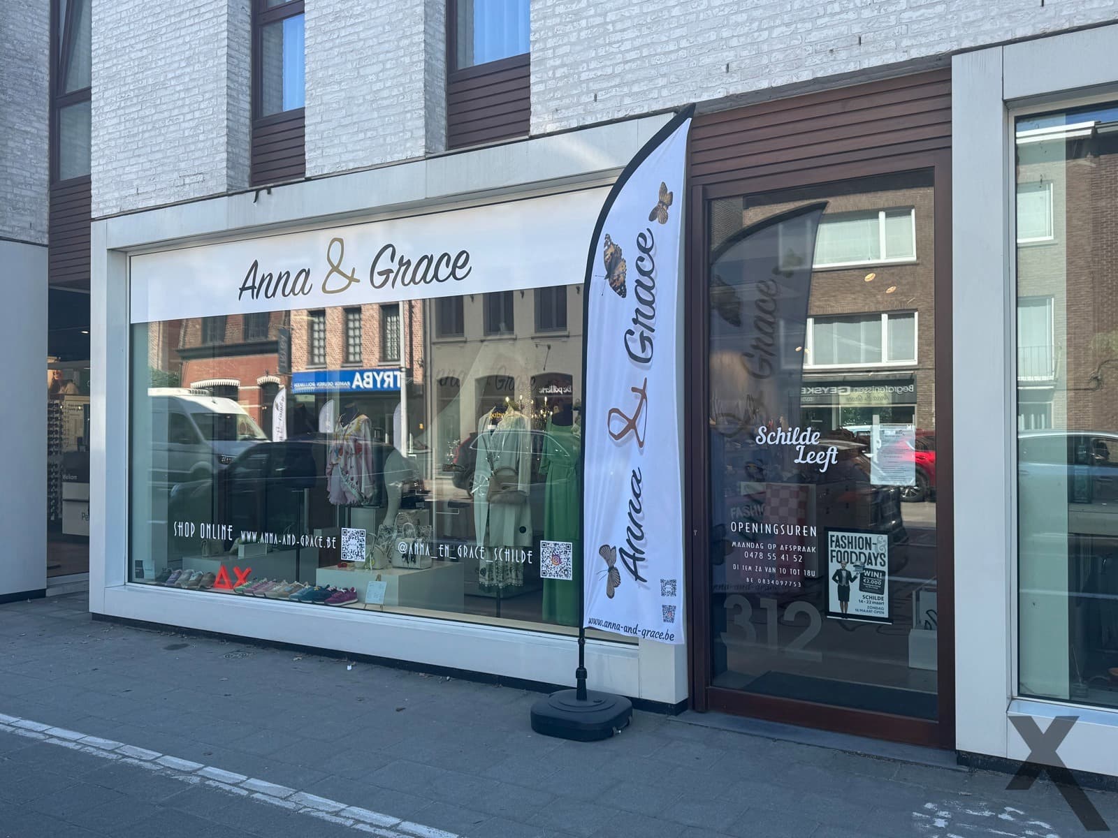 Uniek, instapklaar commercieel pand op toplocatie Schilde!
