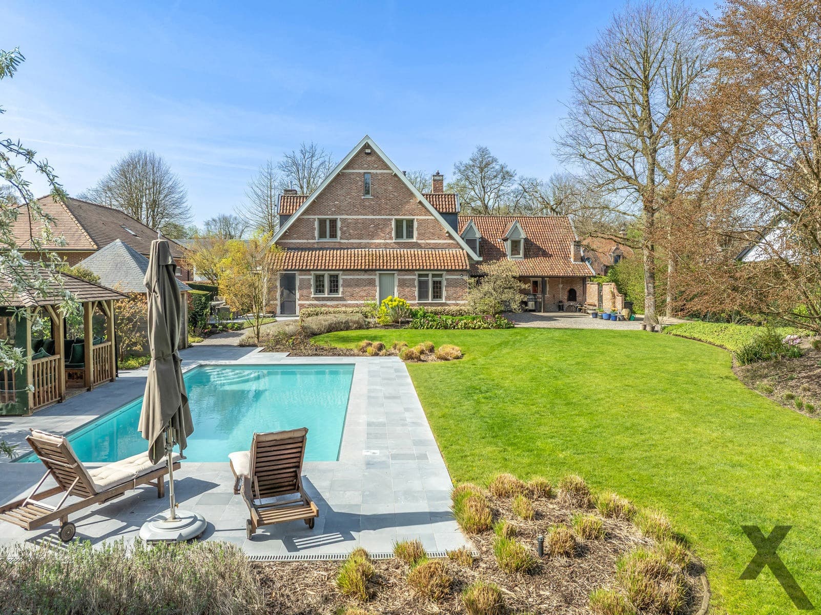 Luxe villa op 2.407 m² in de wijk 'Den Drijhoek' te Schilde — foto 1