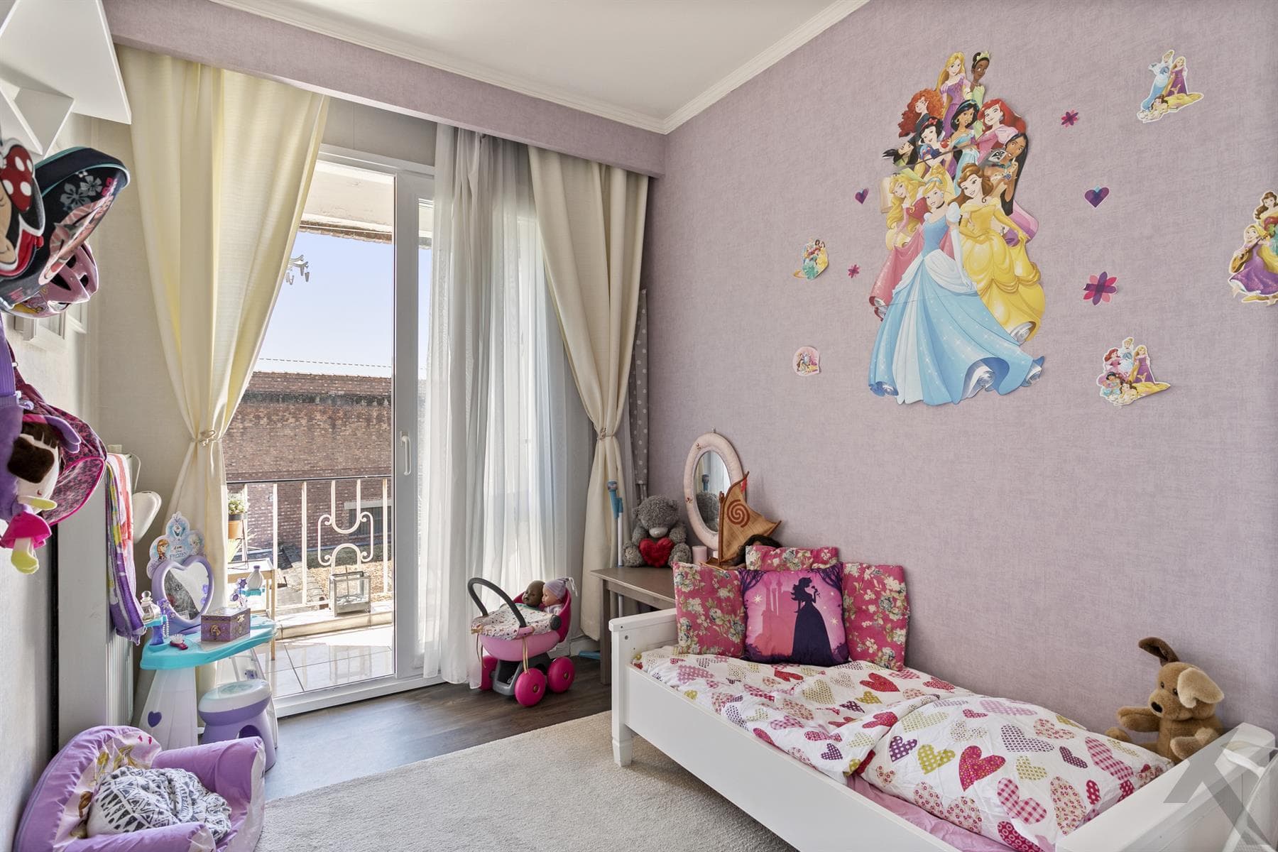 Centraal gelegen appartement met 2 ruime staanplaatsen — foto 11