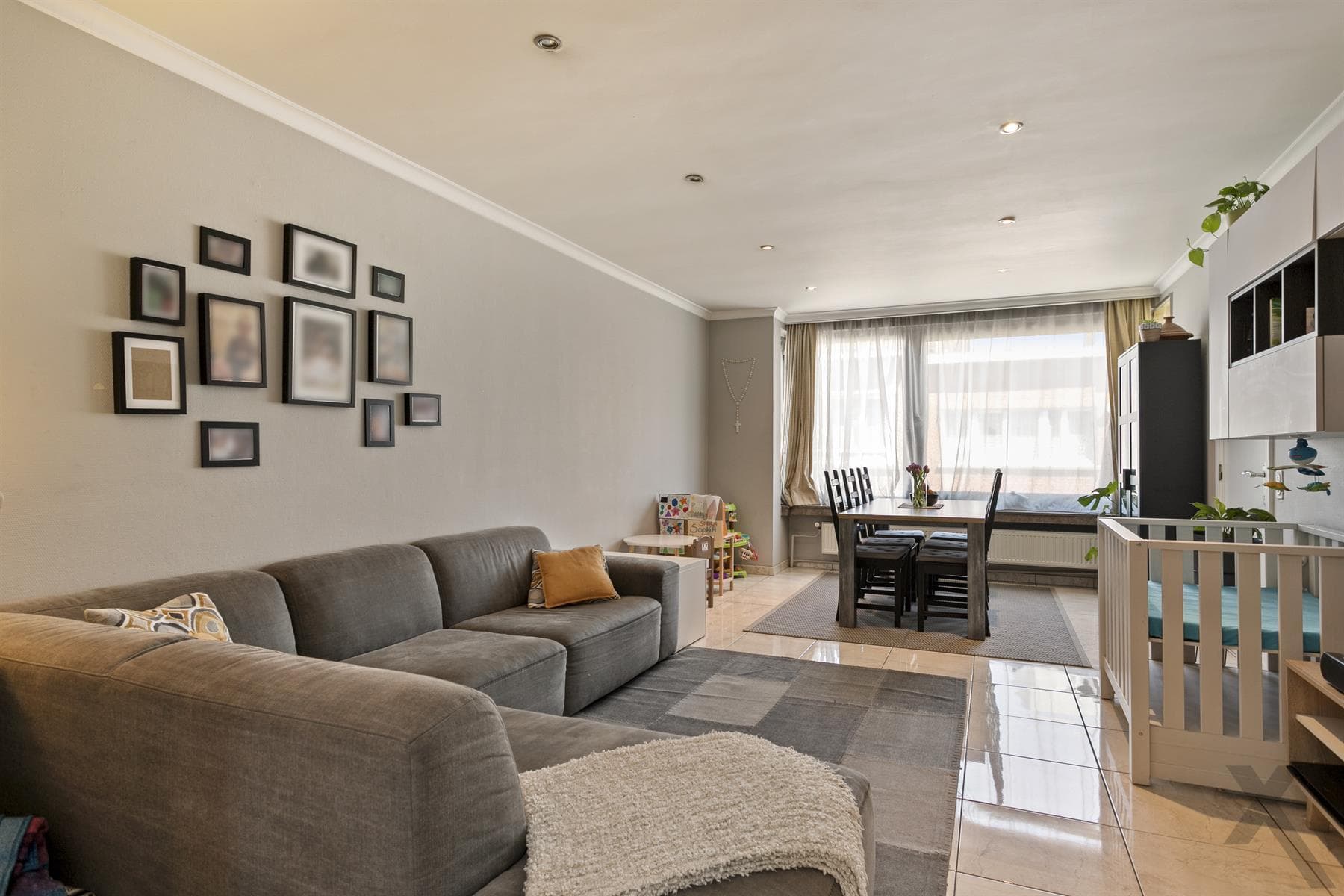 Centraal gelegen appartement met 2 ruime staanplaatsen — foto 6