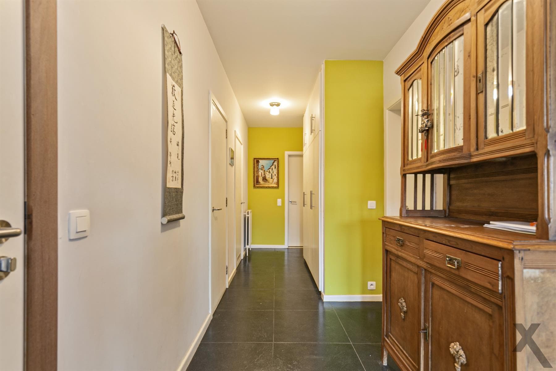 Gerenoveerd lichtrijk appartement op het 4e verdiep. — foto 11