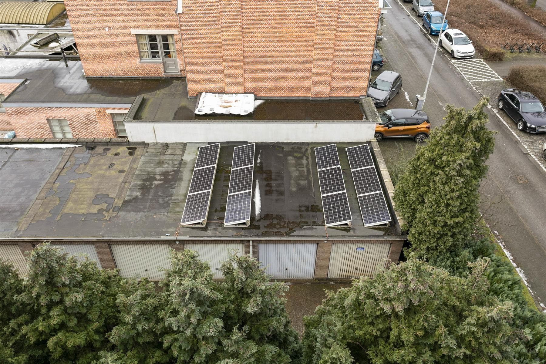 Gerenoveerd lichtrijk appartement op het 4e verdiep. — foto 16