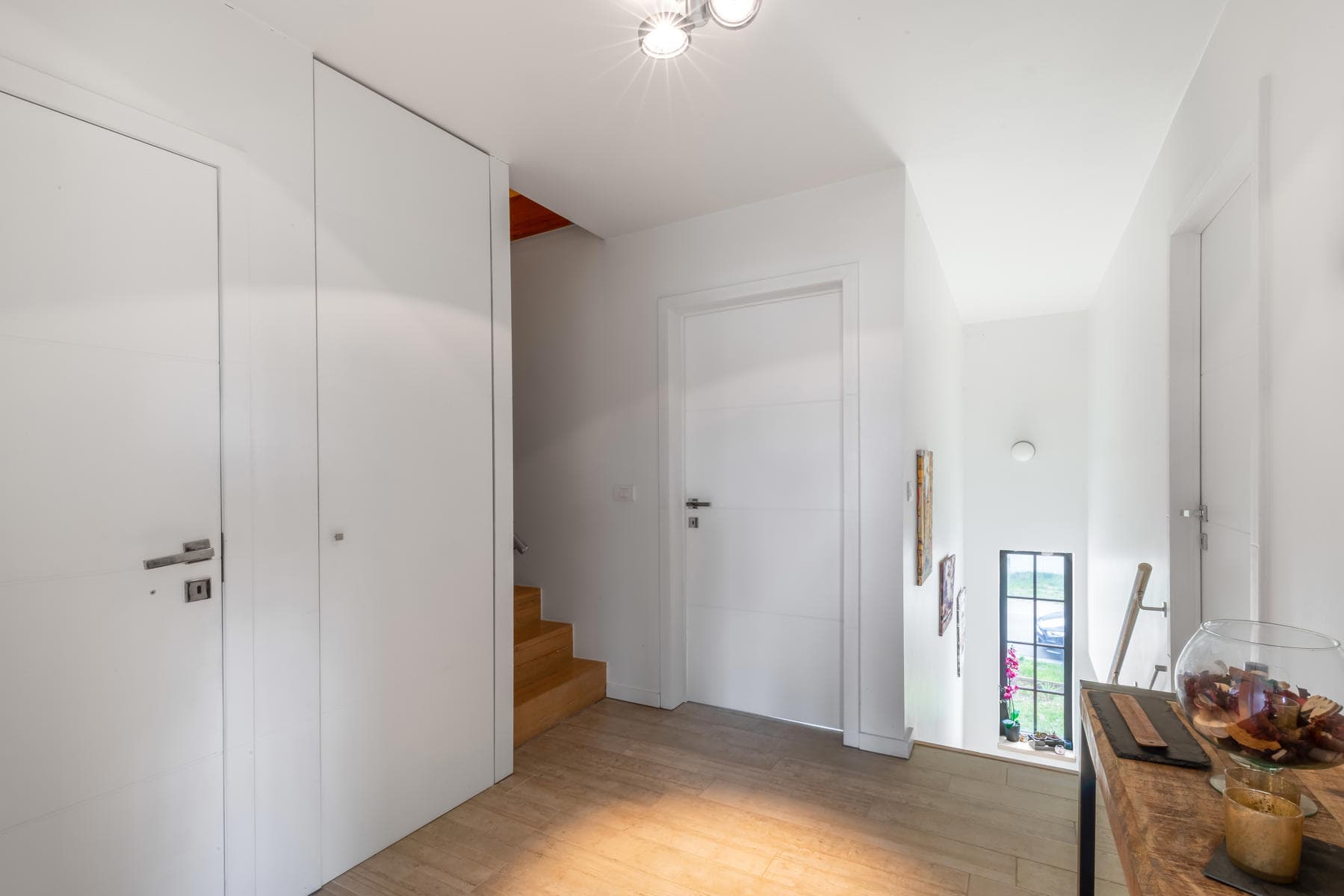 Instapklare ruime woning met 4 ruime slpk. en 2bk. — foto 16