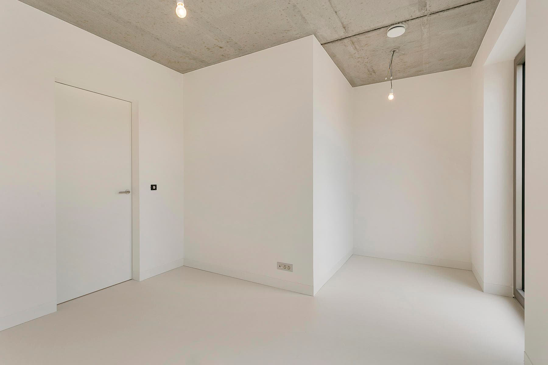 Ruim nieuwbouwappartement met 2 slaapkamers — foto 18