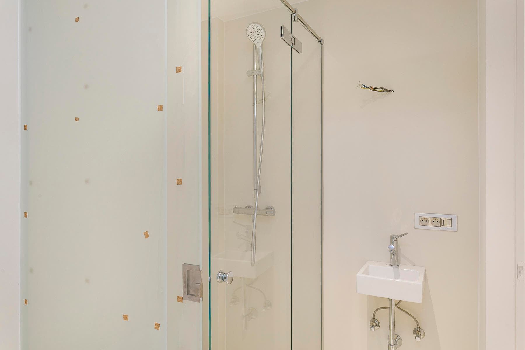 Zeer ruim nieuwbouwappartement met 3 slaapkamers — foto 18
