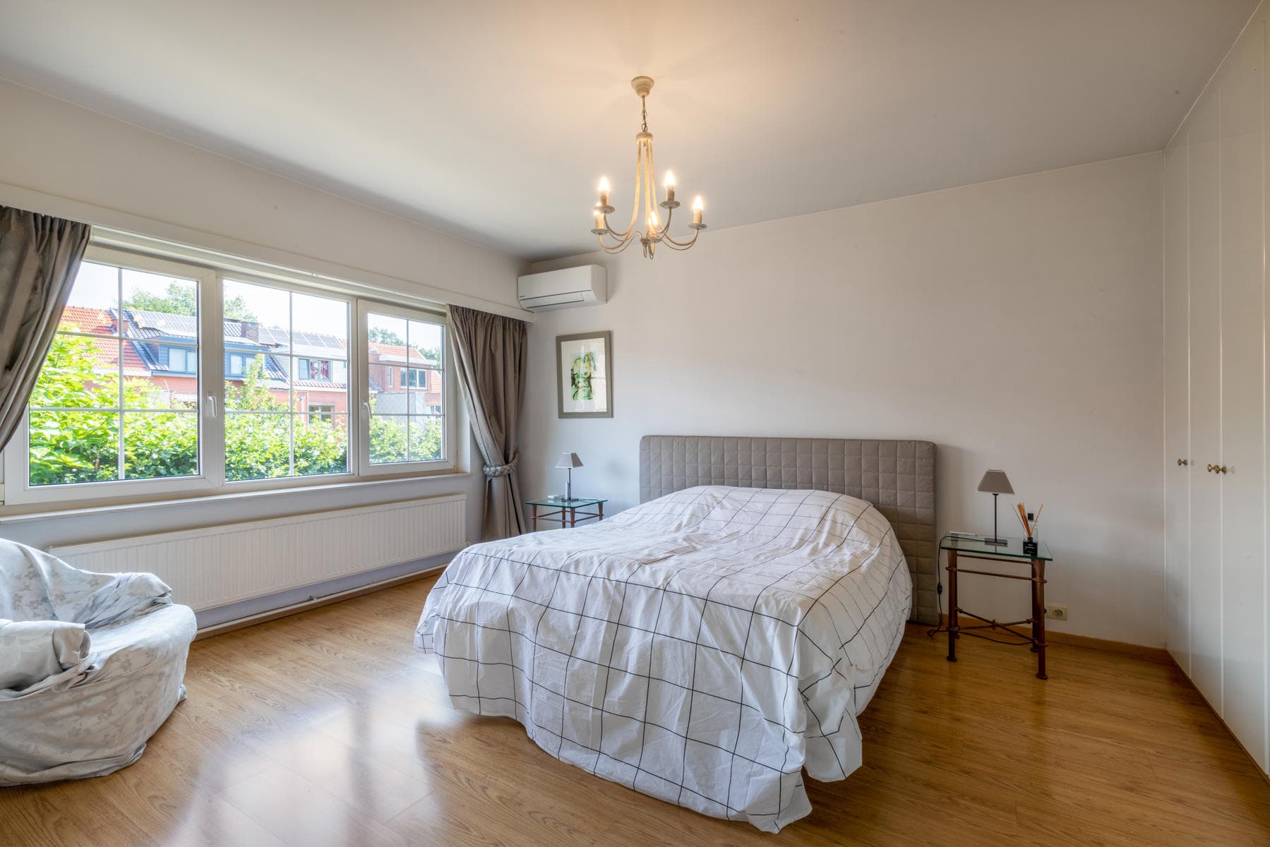 Ruime woning met bouwgrond in doodlopend straatje — foto 10