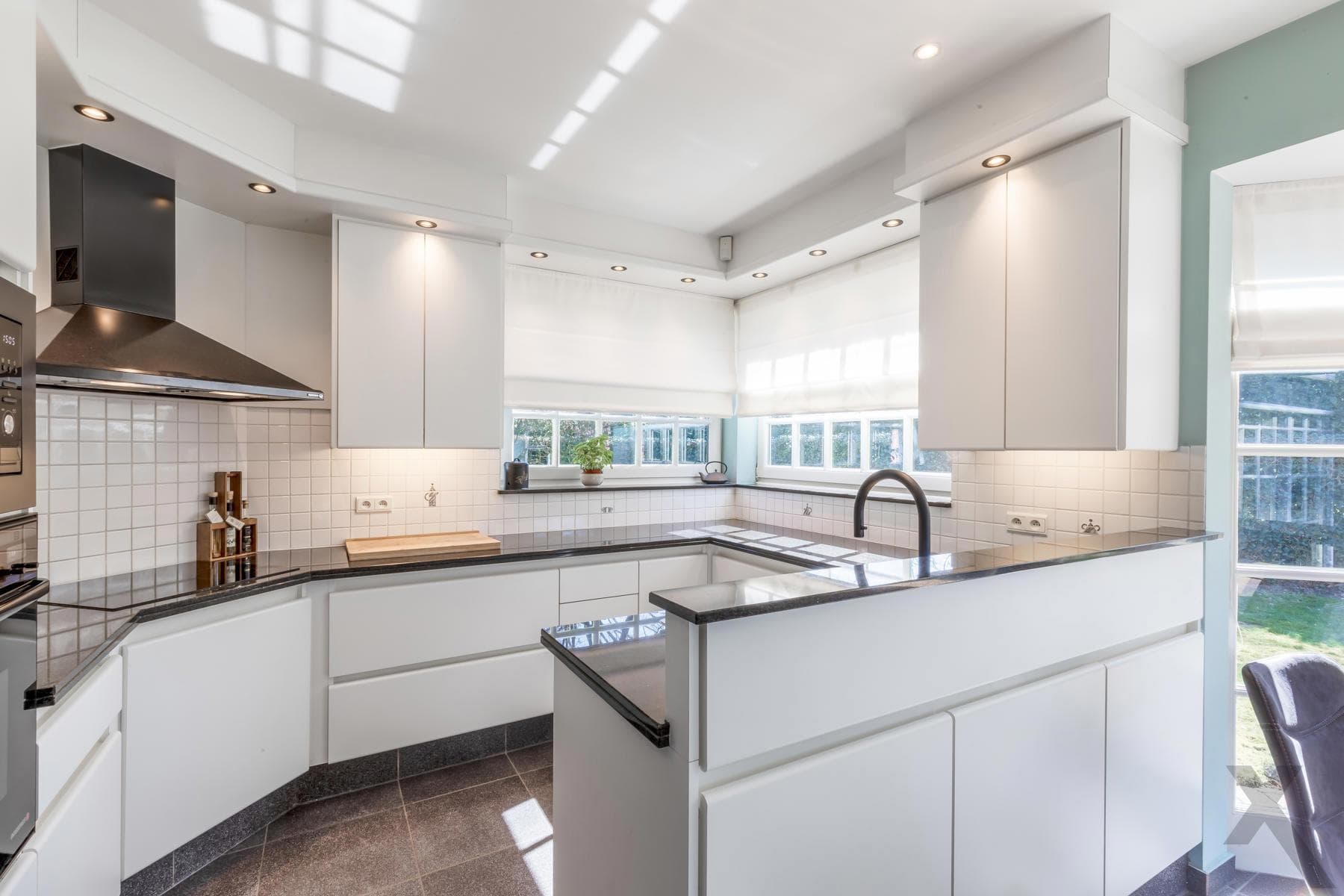 Mooi gerenoveerde villa met zeer gunstig EPC (A) te Zoersel — foto 10