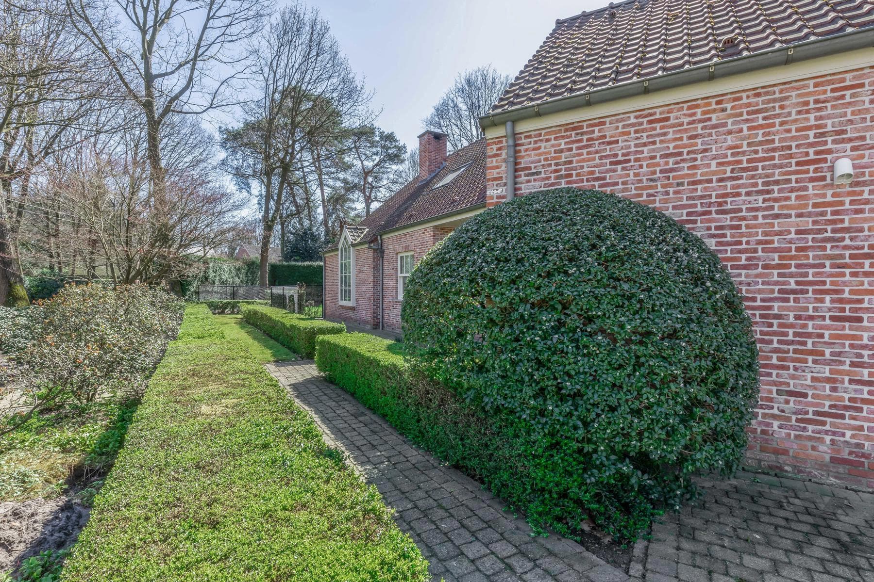 Mooi gerenoveerde villa met zeer gunstig EPC (A) te Zoersel — foto 37