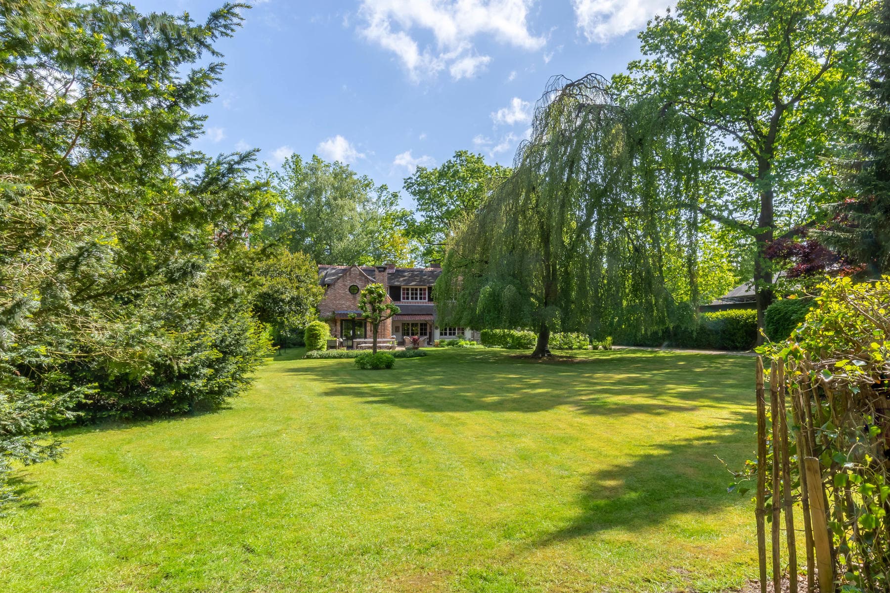 Karaktervolle rieten kap woning met aanbouw op 4.334 m² (ZW) — foto 29