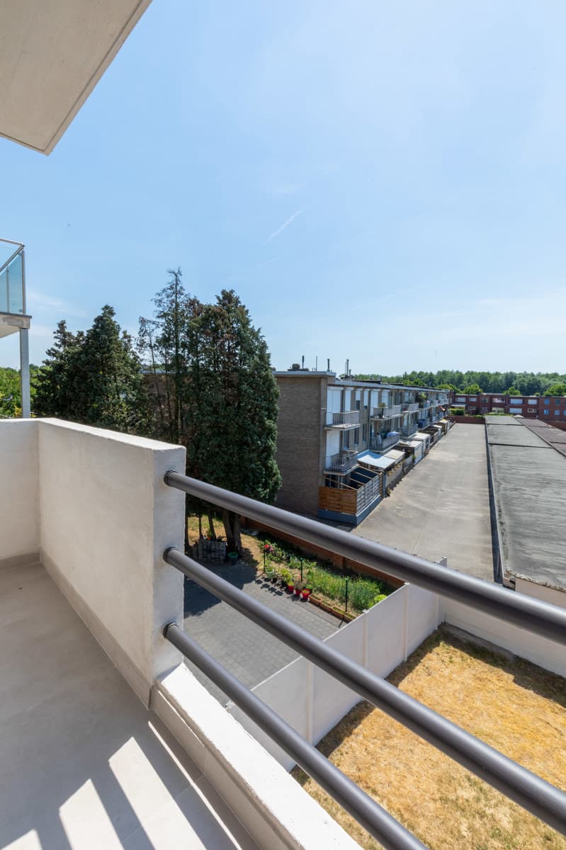 Ruim en trendy gerenoveerd appt in wijk Buizegem te Edegem — foto 17