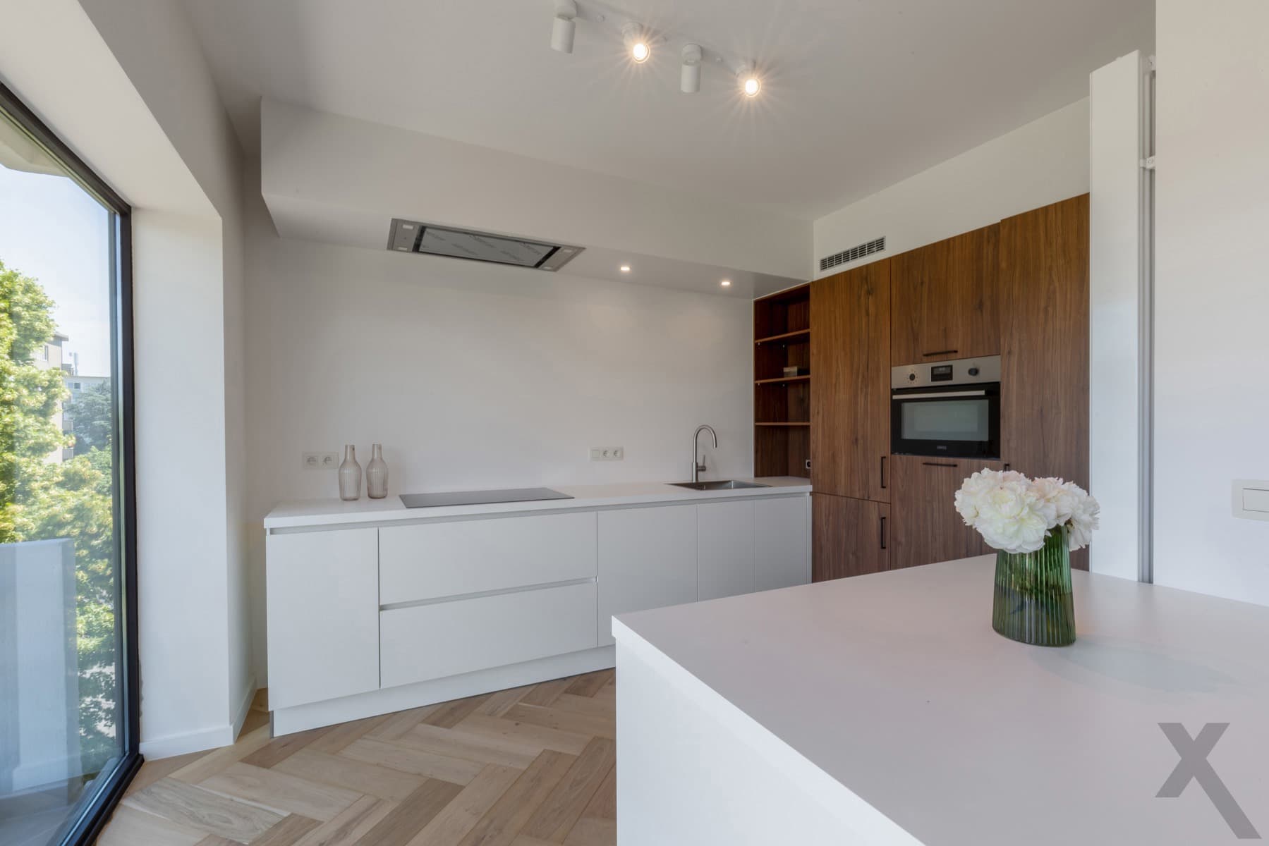 Ruim en trendy gerenoveerd appt in wijk Buizegem te Edegem — foto 2