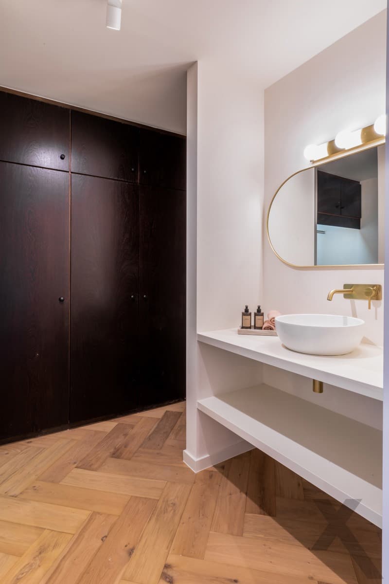 Volledig gerenoveerd duplex appt in wijk Buizegem te Edegem — foto 2
