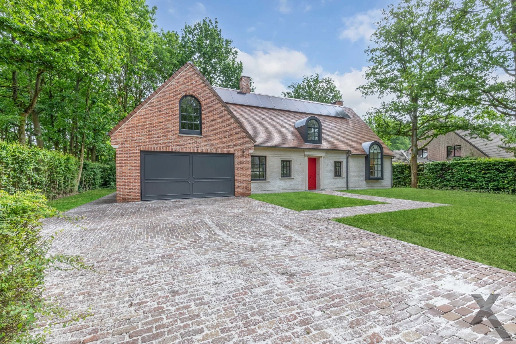 Volledig gerenoveerde en ruime villa op 2.203 m² (EPC - A) — foto 1