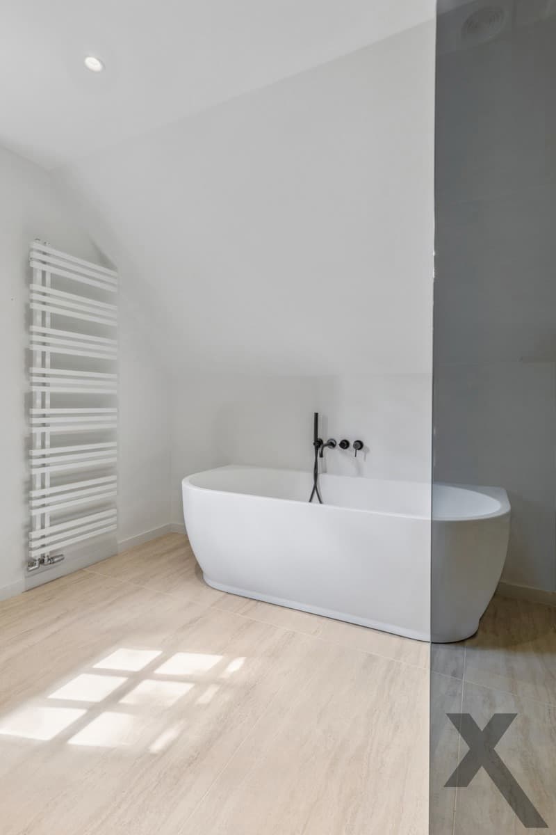 Volledig gerenoveerde en ruime villa op 2.203 m² (EPC - A) — foto 26
