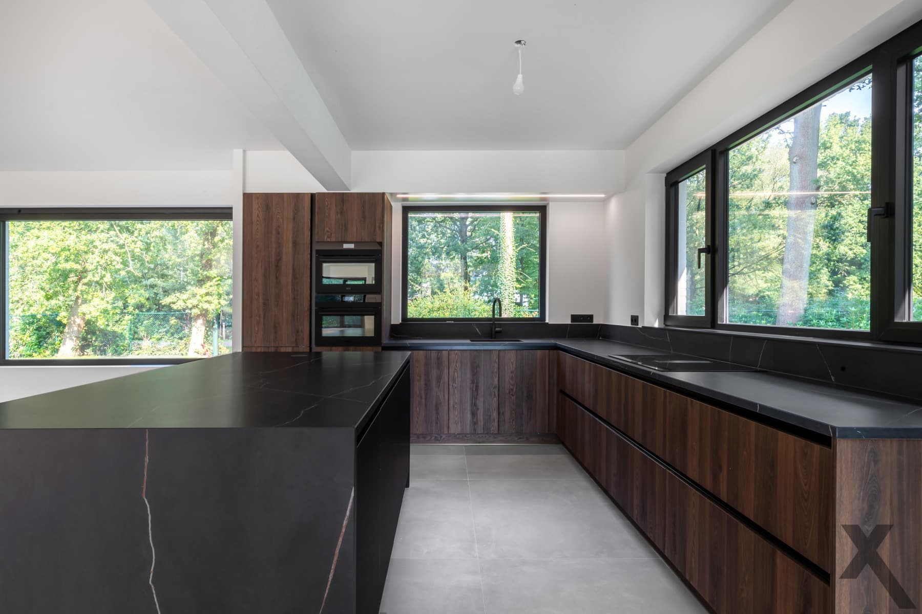 Fantastisch gerenoveerde ruime woning op 2.668 m² (ZW) — foto 2