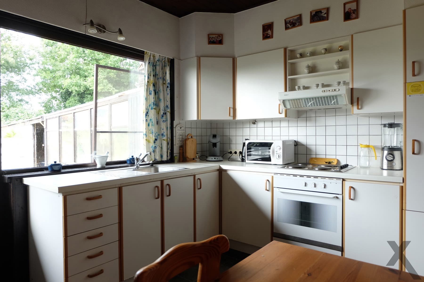 Uniek gelegen te renoveren laagbouw woning op 977 m² (ZW) — foto 7