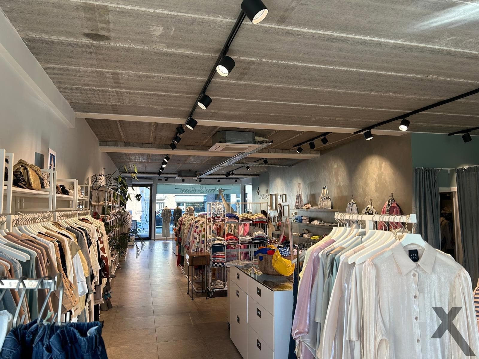 Uniek, instapklaar commercieel pand op toplocatie Schilde! — foto 7