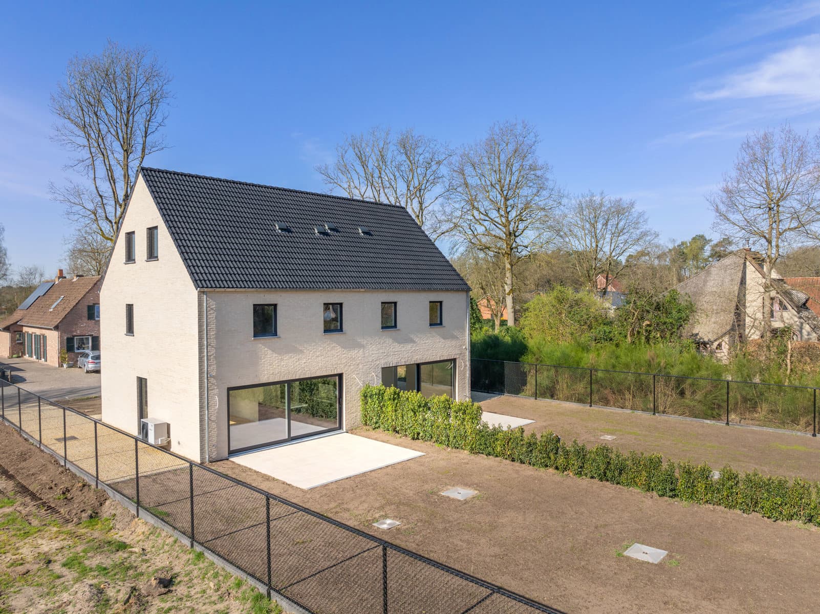 Energiezuinige nieuwbouwwoning met adembenemend uitzicht — foto 36