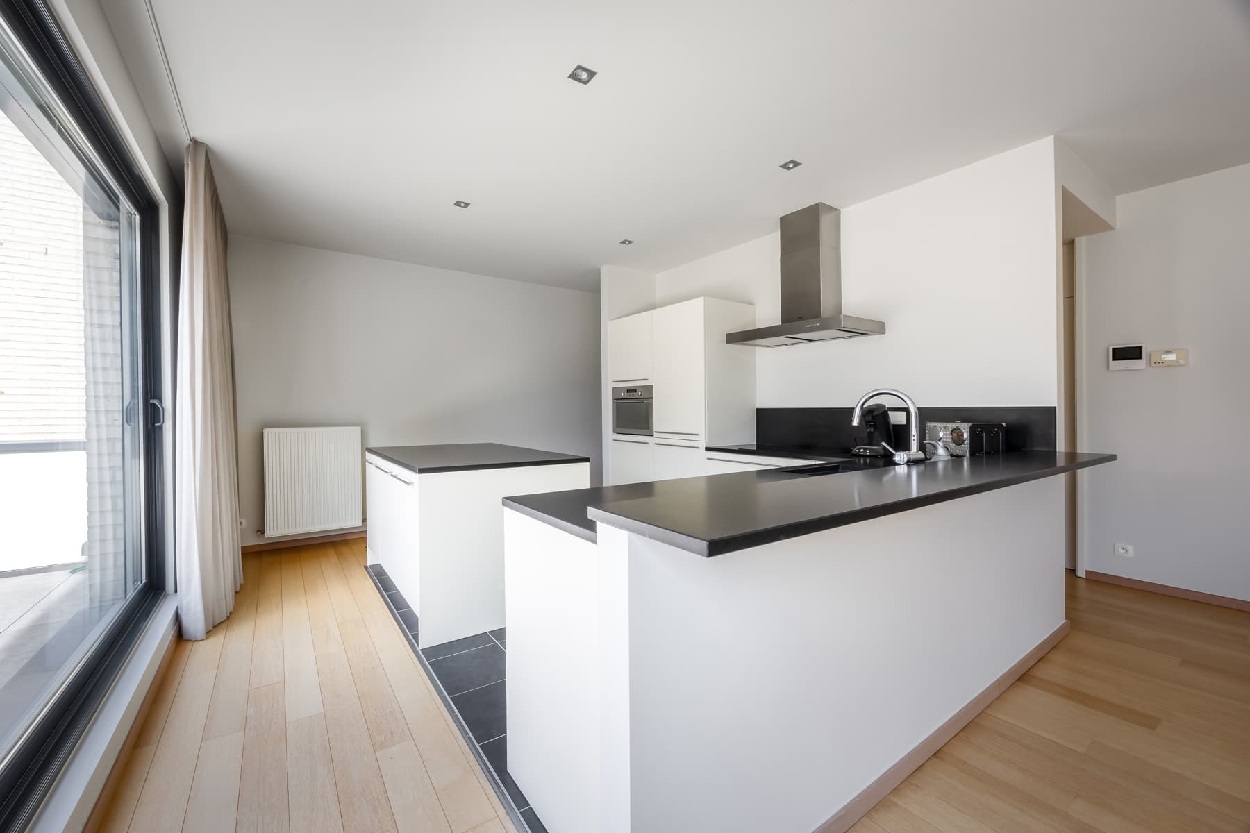 Luxueus appartement met tuin en zwembad in 's Gravenwezel — foto 7