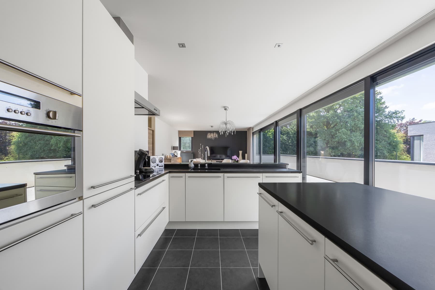 Luxueus appartement met tuin en zwembad in 's Gravenwezel — foto 5