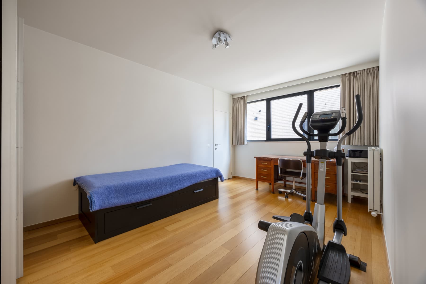 Luxueus appartement met tuin en zwembad in 's Gravenwezel — foto 17