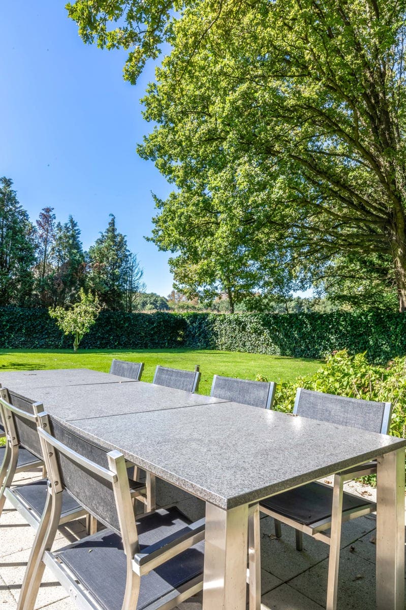 Luxueus appartement met tuin en zwembad in 's Gravenwezel — foto 25