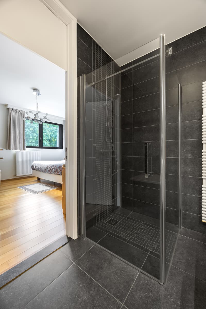 Luxueus appartement met tuin en zwembad in 's Gravenwezel — foto 15