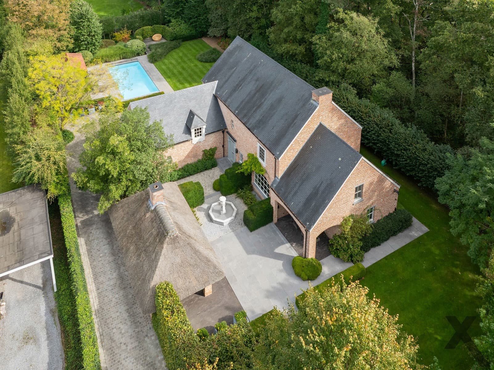 Luxe villa te Halle Zoersel, 5 slpk, zwembad & topafwerking — foto 26